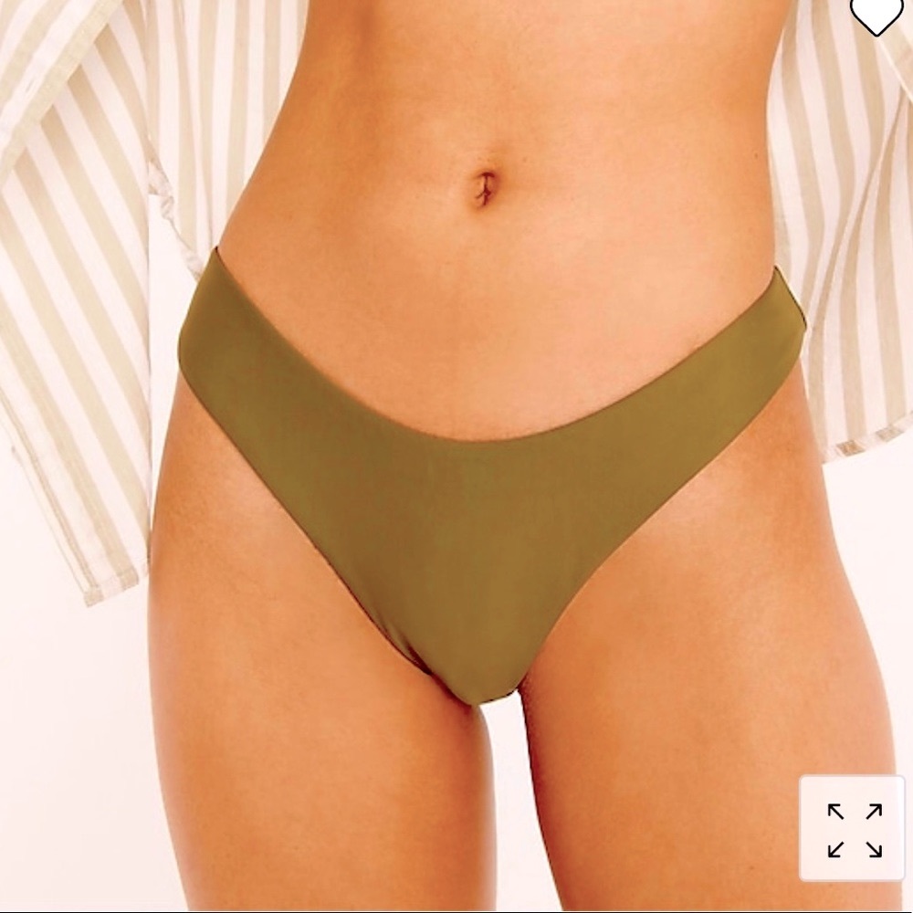 Curved-waist cheeky bikini bottom in Safari Green